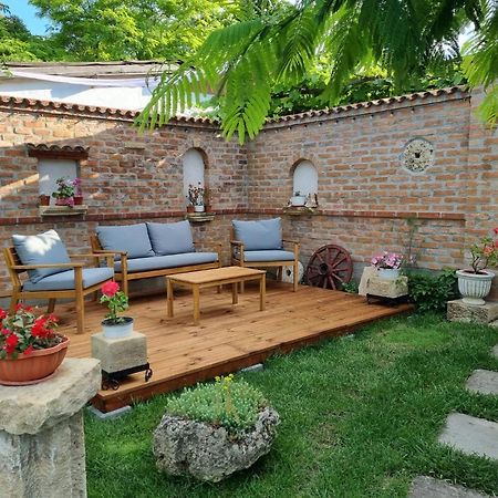 Casa David&Alexia 2 Mai Hotel Exterior photo
